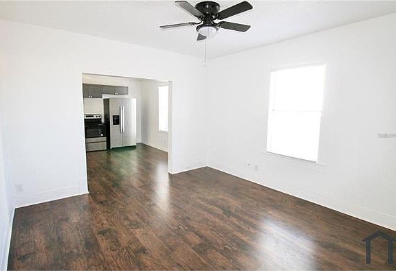 4th image of 610 Dundee Rd #1