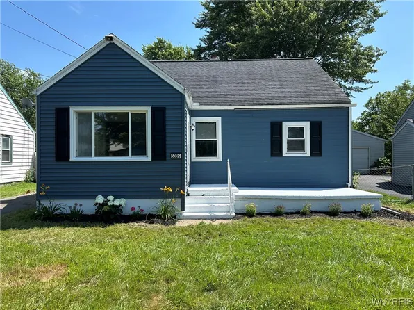 5305 Lake Ave, Orchard Park, NY 14127