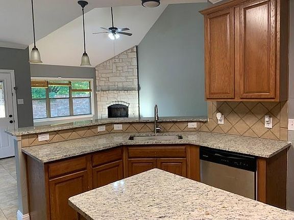 5th image of 4512 Whitehall Ct