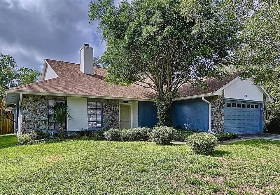 1st image of 1912 Firethorn Ct