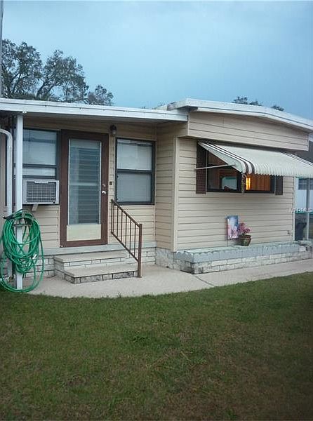 2nd image of 4626 Royal Palm Dr