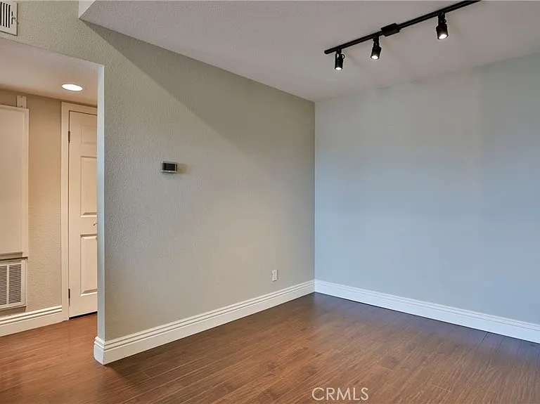 2320 Del Mar Way #305 — Photo 7