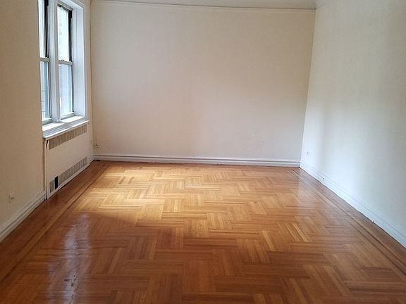 3rd image of 4115 45th St APT 2J