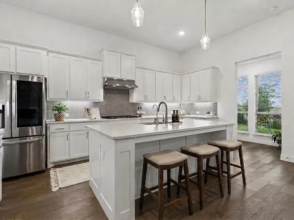 4933 Switchback St, Aubrey, TX 76227
