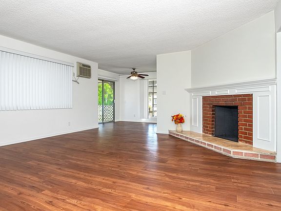2nd image of 431 Myrtle St #15