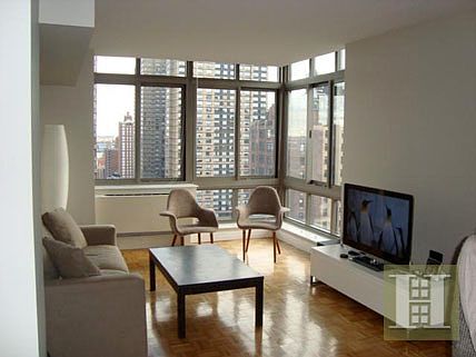 1st image of 1500 Lexington Ave APT 17B