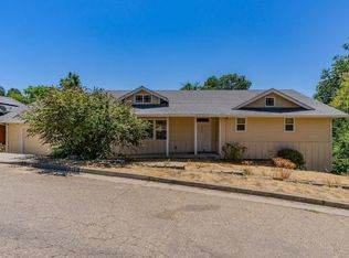 102 Gordon Pl, Jackson, CA 95642