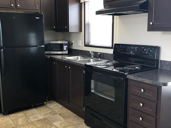 5th image of 580 Orson Ave Spc 2
