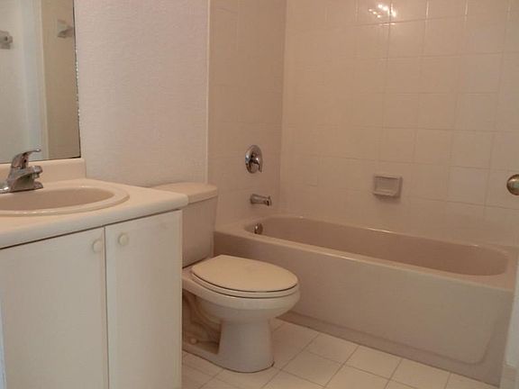 3rd image of 1257 SE 24 Te