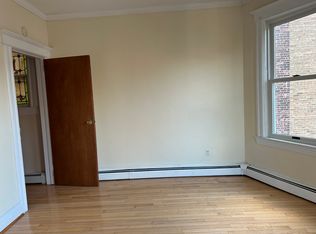 122 Jewett Ave #2, Jersey City, NJ 07304