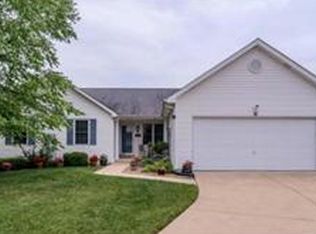 3 Belgian Ct, Saint Peters, MO 63376