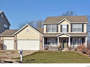 2911 Timber Bluff Dr, High Ridge, MO 63049