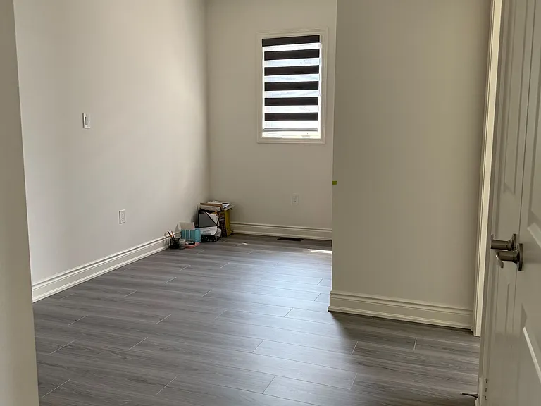 2111 Crystal Dr — Photo 20