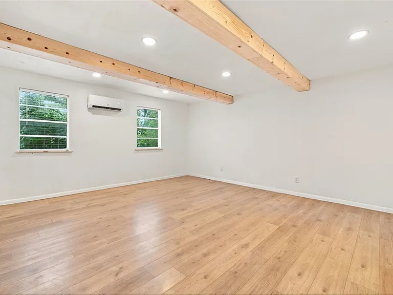 5976 E Huntsville Rd — Photo 12