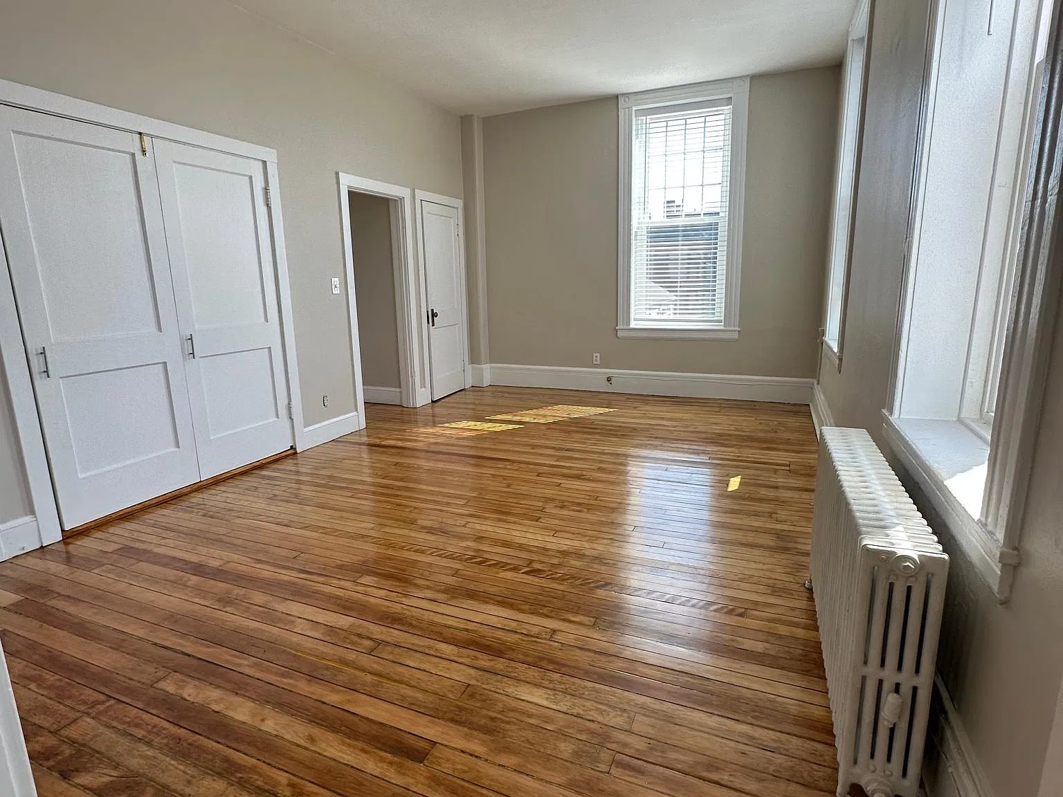 1 bed, 800 sqft, $1,800 — Photo 1