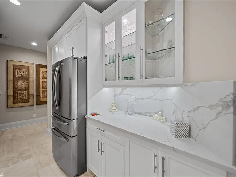 261 Colonade Cir #2701 — Photo 12