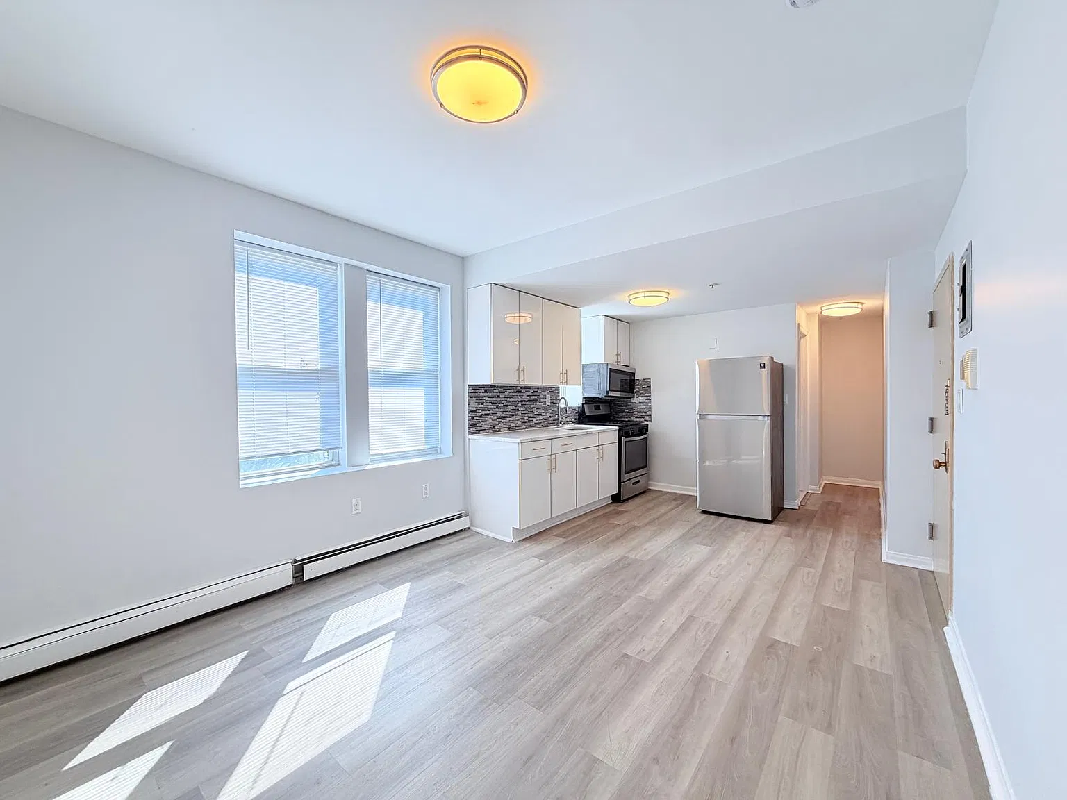 22 Emory St — Photo 3