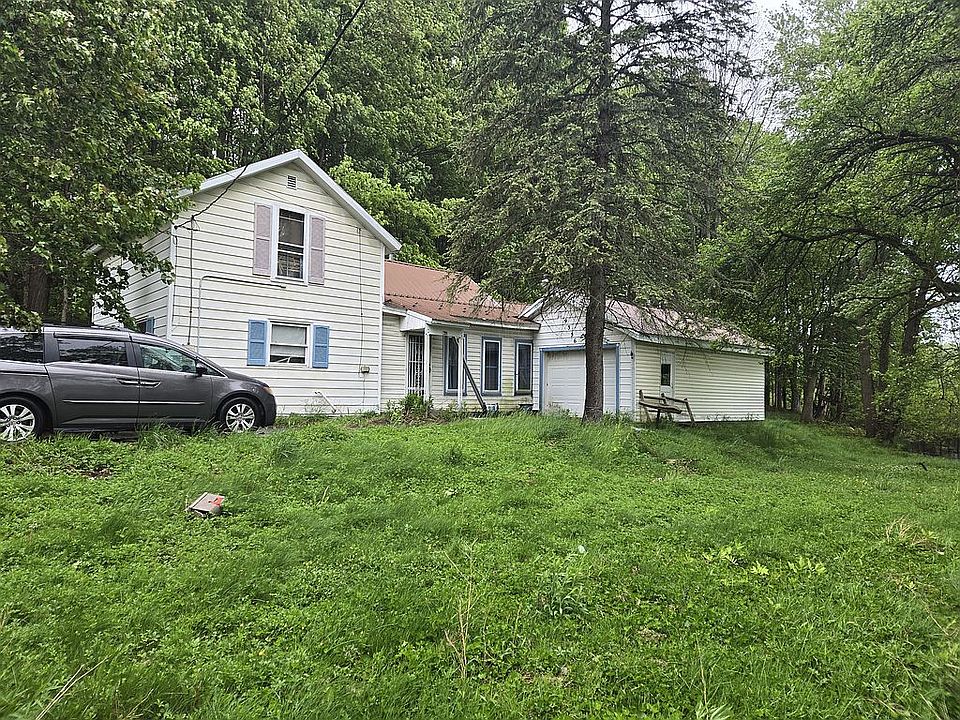 1st image of 9256 Genesee Rd