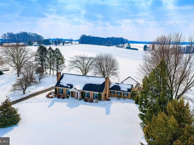 754 Main St, Fawn Grove, PA, 17321