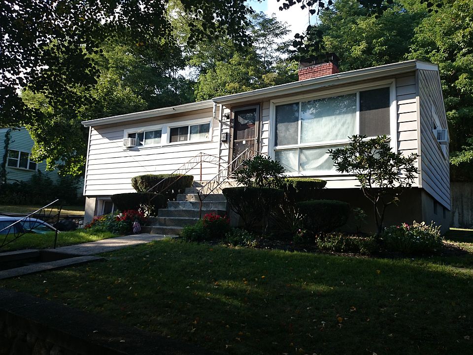 2nd image of 187 Kenrick St