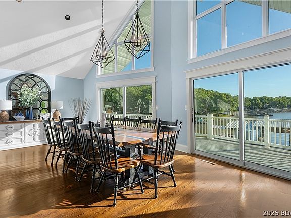 3rd image of 310 Chimney Cove Cir