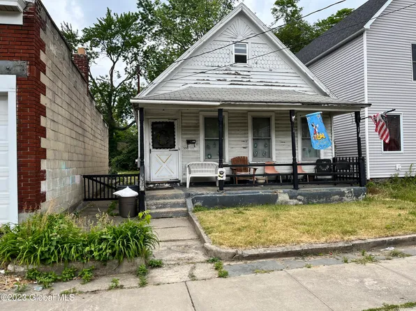 550 Paige Street, Schenectady, NY 12307