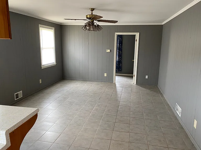 6909 White Horse Rd — Photo 9