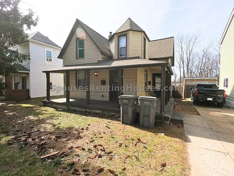 212 S Emerson Ave