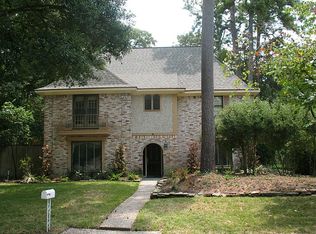 1015 Loire Ln, Houston, TX 77090