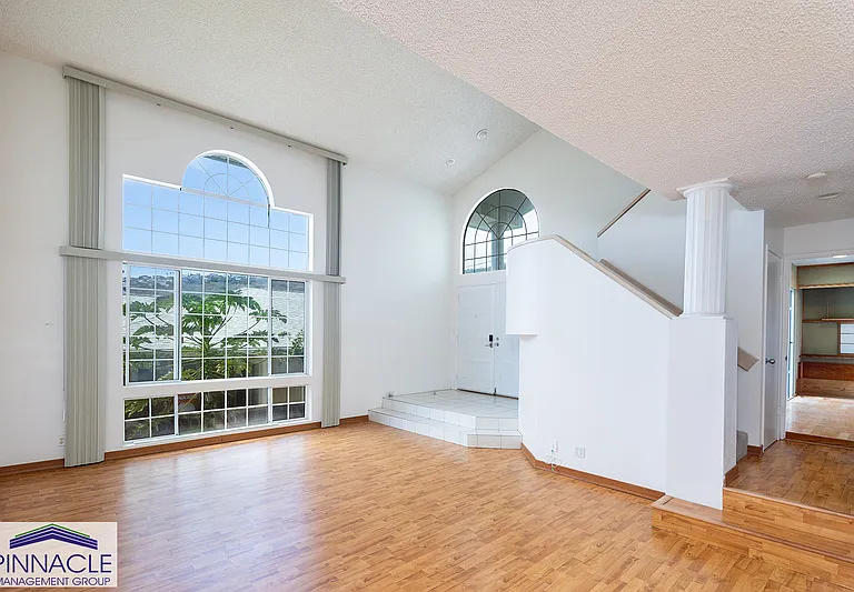 3533 Hinahina St — Photo 1