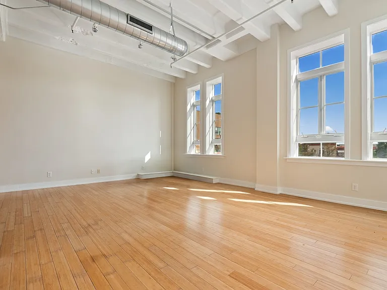 103 W Main St #301 — Photo 9