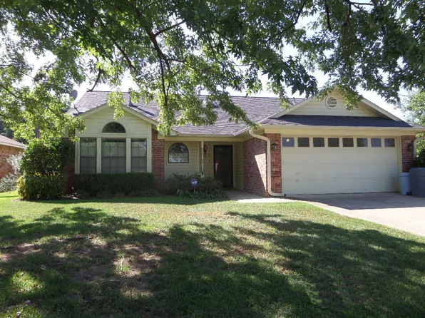 17 Cherokee Trl, Texarkana, AR 71854