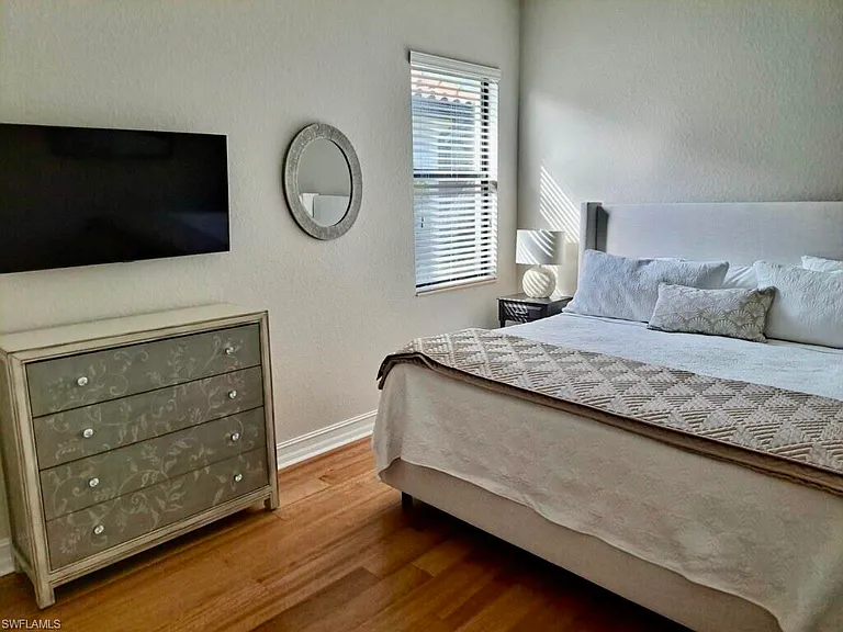 9569 Siracusa Ct — Photo 27
