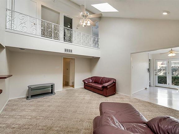 5th image of 506 Glen Oaks Blvd