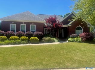 106 Patrick Henry Ln, Madison, AL 35758