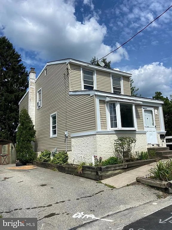 101 Karrs Ln photo 1