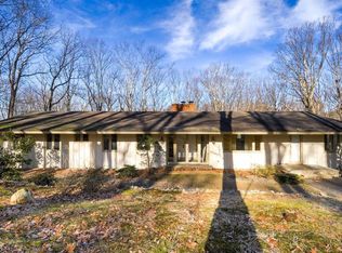 41 Ravine Lake Rd, Bernardsville, NJ 07924