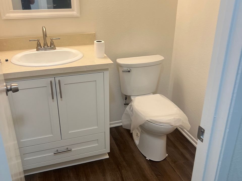 2nd image of 12456 2nd St APT 122