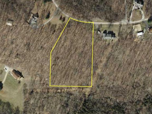 3rd image of 18520 Hawks Hill Rd