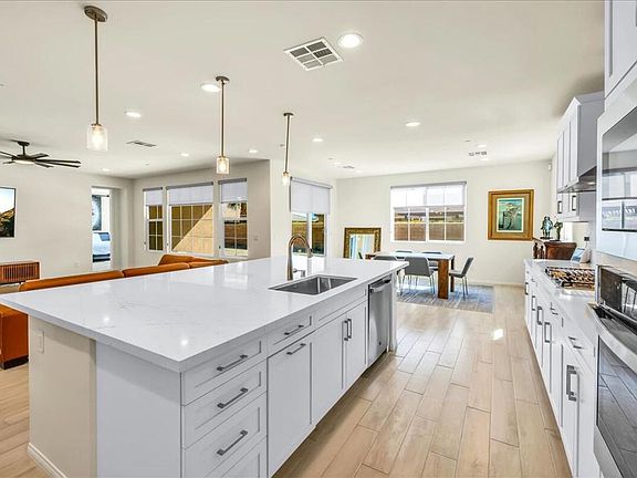 4th image of 81835 Vida Bella Dr