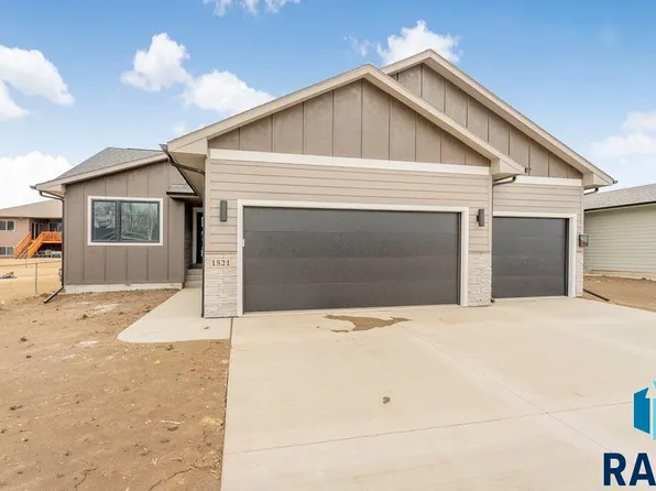 1521 S Marybeth Ave, Sioux Falls, SD 57106