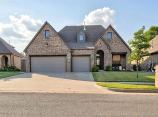 13813 Pennyworth Dr, Yukon, OK 73099