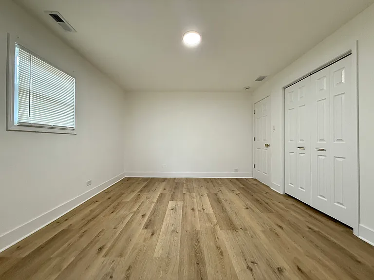 14916 Langley Ave — Photo 25