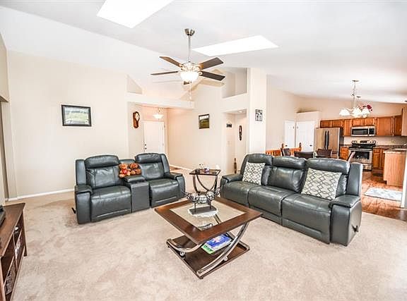 4th image of 4118 Bugle Bend Dr
