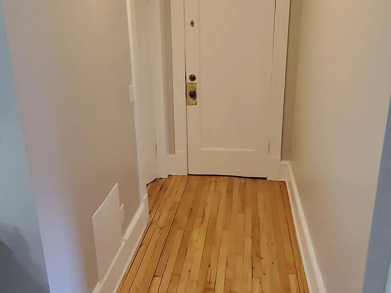 650 Cherry St SE #4 — Photo 5
