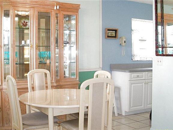 4th image of 1225 NW 21st St #25-2503
