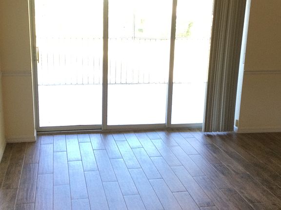 5th image of 25730 Lake Amelia Way