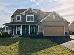 86 Hillside Rd, Mechanicsburg, PA 17050