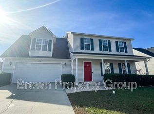 370 Fairfield Cir, Raeford, NC 28376