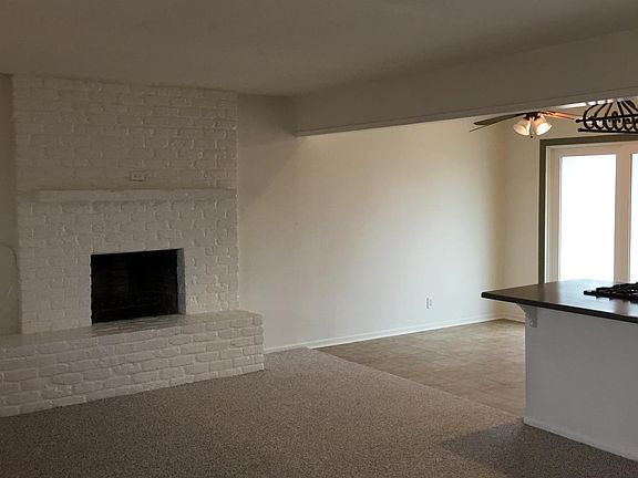 4th image of 244 Magna Vista St